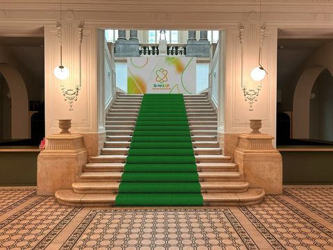 OTP / Fay-Gala — Háttérország projektfotó